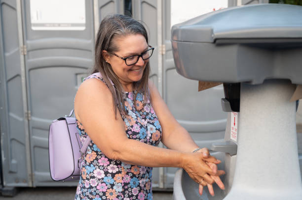 Best Affordable portable toilet rental  in Bagdad, FL
